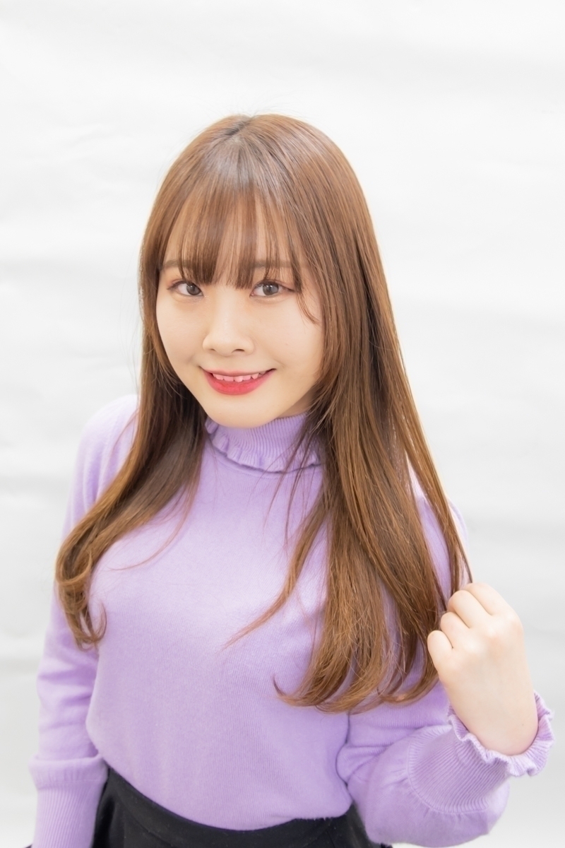 絶妙な透け感シースルーバングで透明感アップ トレンド前髪の作り方 ローリエプレス