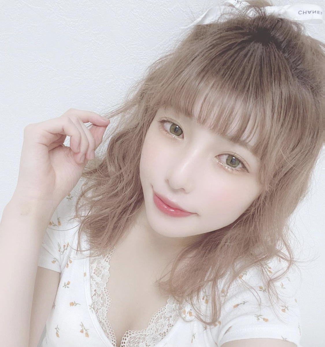 夏 最旬ヘアアレンジまとめ おでかけに映える大人かわいいトレンドスタイル ロングヘア編 ローリエプレス