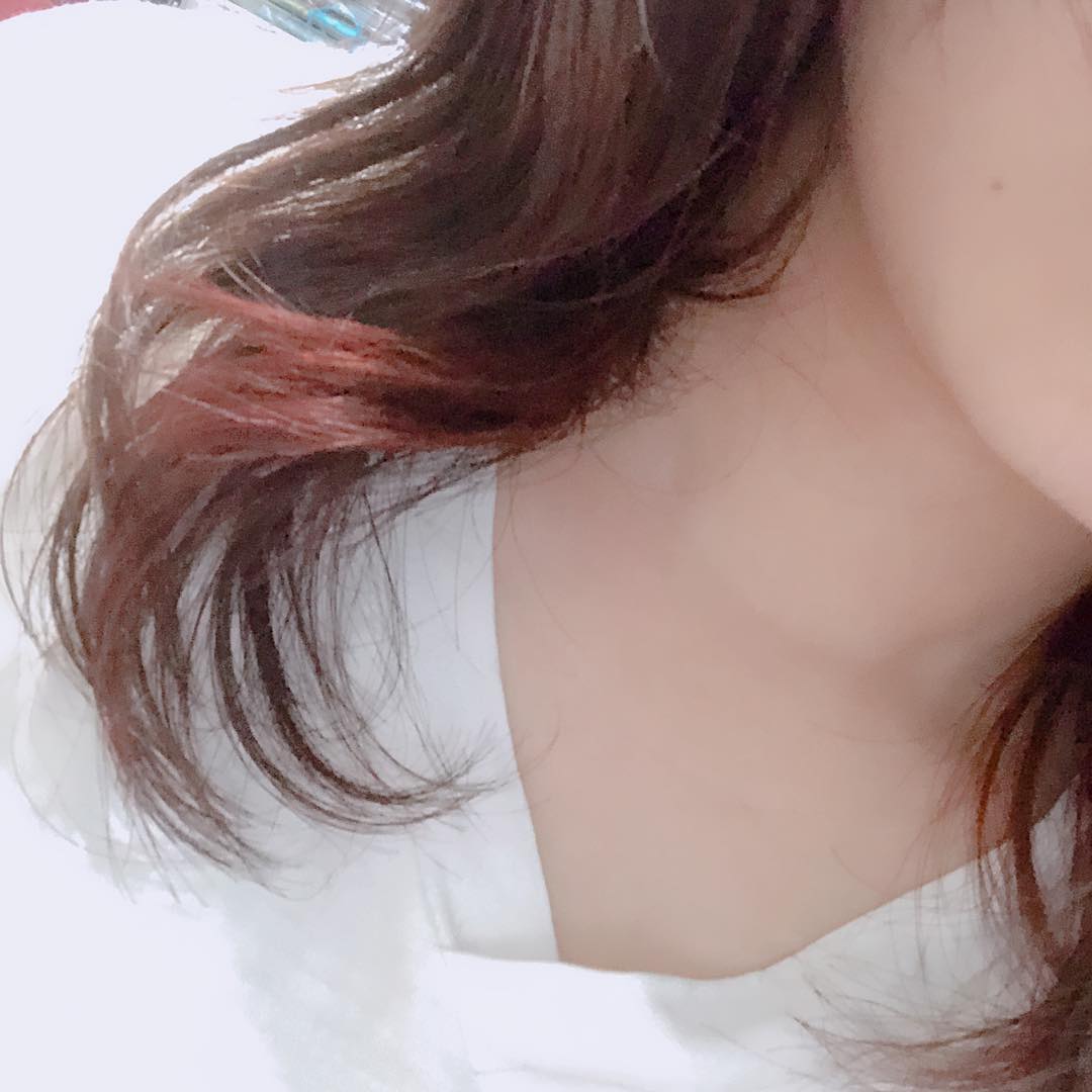 セルフインナーカラーのやり方を解説 髪型別おすすめカラーも紹介 ローリエプレス