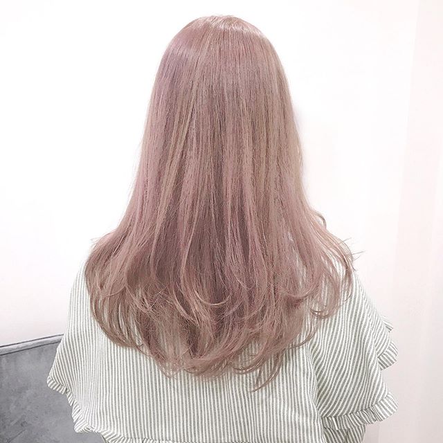 21年 垢抜けるヘアカラーで新しい私に 色素薄い系女子の透け感カラー特集 ローリエプレス 21年 垢抜けるヘアカラーで新しい私に 色素薄い系女子の透け感カラー特集 ローリエプレス