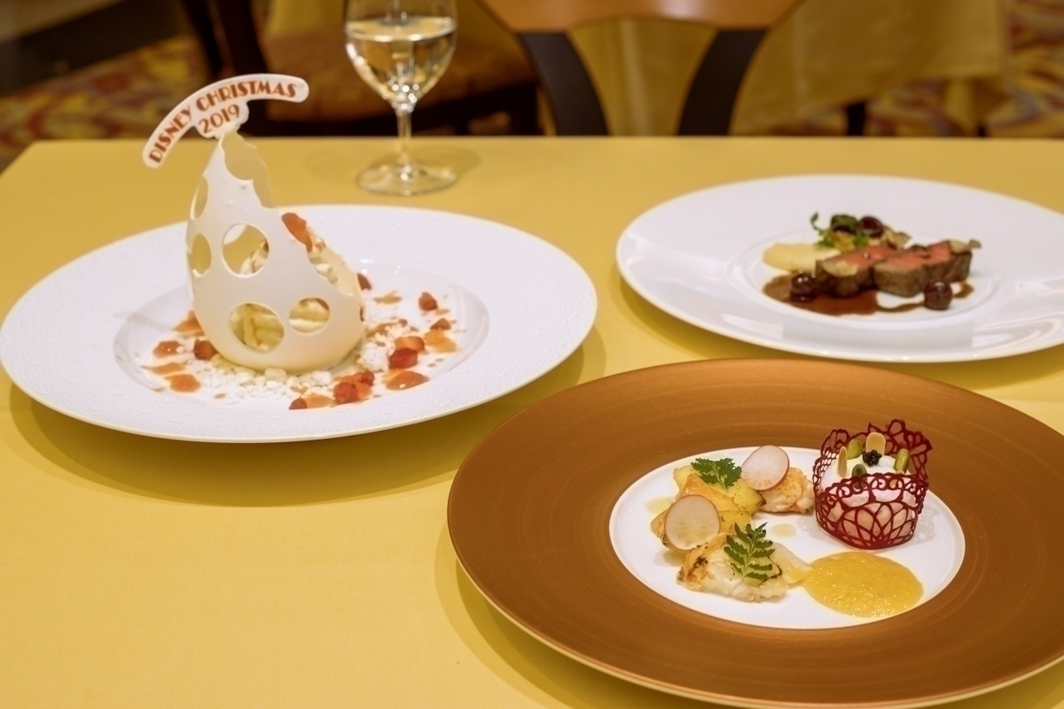 クリスマス ディズニーおすすめサプライズ案4つ 大人デートはホテルが ローリエプレス