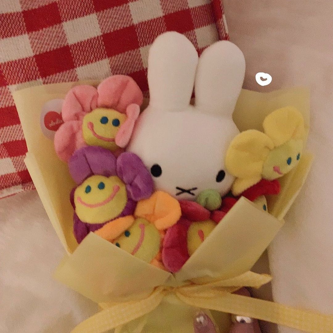 彼氏からのうれしいプレゼント 誕生日や記念日にほしいおねだりリスト11選 ローリエプレス