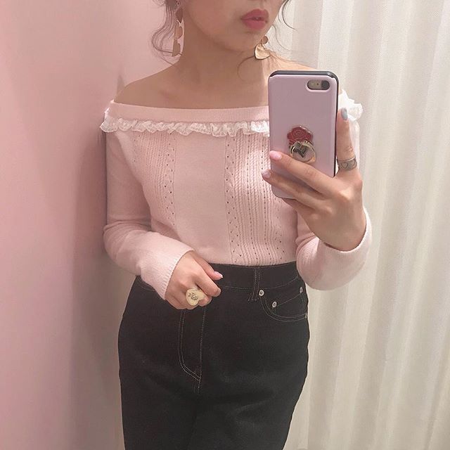 男子からのボディタッチの意味とは 女子からのタッチで男子は落ちる ローリエプレス