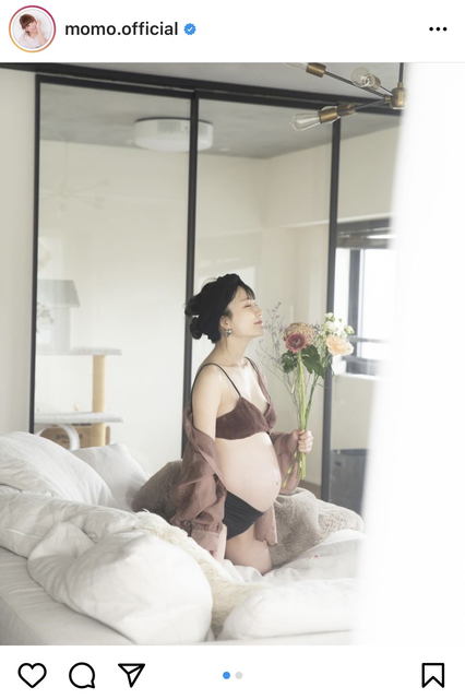 第1子妊娠中のあいのり 桃 オシャレなマタニティフォトに お腹がキレイ ステキな写真 と注目集まる ローリエプレス