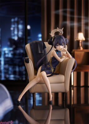 すらりと伸びた脚のシルエットに脱帽…！ 『ブルーアーカイブ -Blue