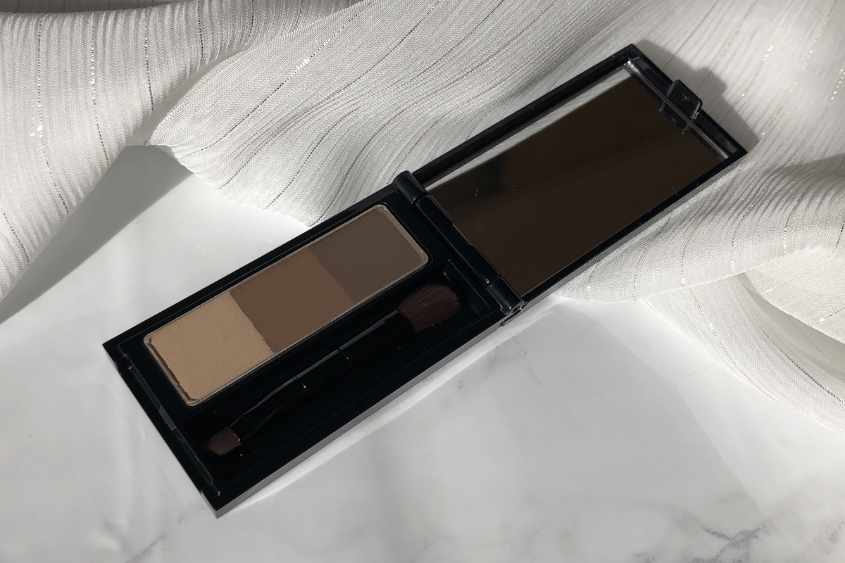 大人だって涙袋メイクがしたい ナチュラルな涙袋をつくる方法とコスメ5選 ローリエプレス 大人だって涙袋メイクがしたい ナチュラルな涙袋をつくる方法とコスメ5選 ローリエプレス