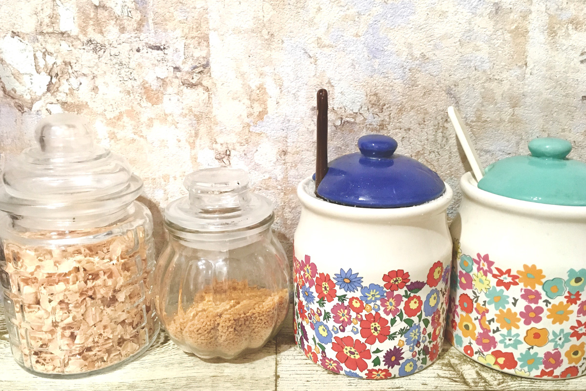 キッチン収納 100均で 調味料収納 の見た目や使いやすさをアップ ローリエプレス