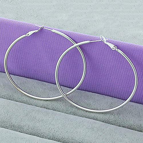 坊主女子がインスタで話題 似合う髪色やファッションアイテムを調査 ローリエプレス