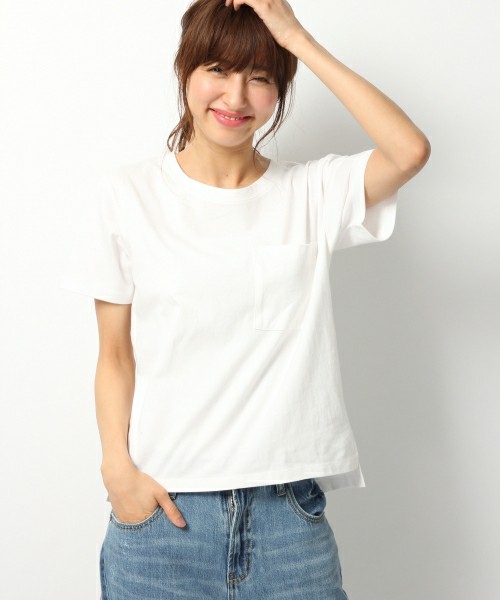 夏の定番 無地白tシャツの技ありコーデ ワンランクアップの着こなしに ローリエプレス