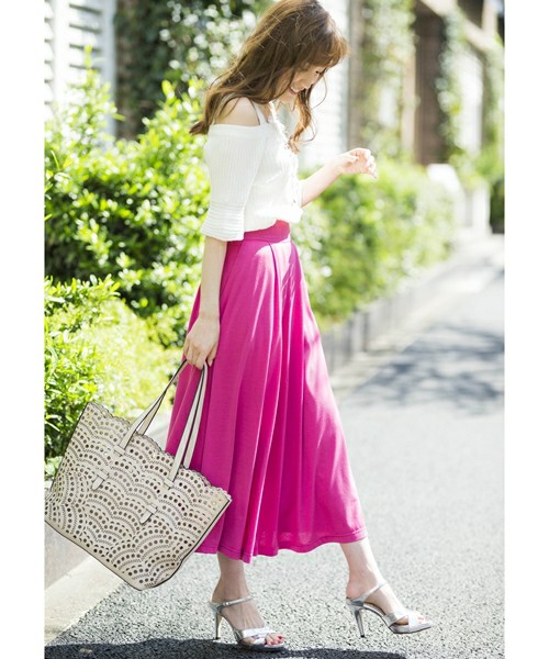 ボリュームボトムスを楽しむコツ 上半身ぽちゃ子はどう着こなす ローリエプレス