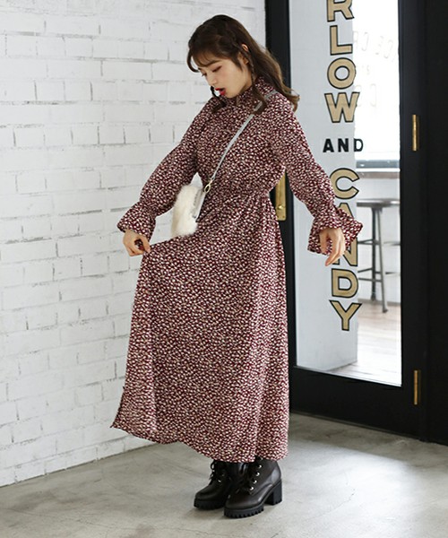 ライダースが主役 クールになりすぎないかわいい秋のワンピコーデ ローリエプレス