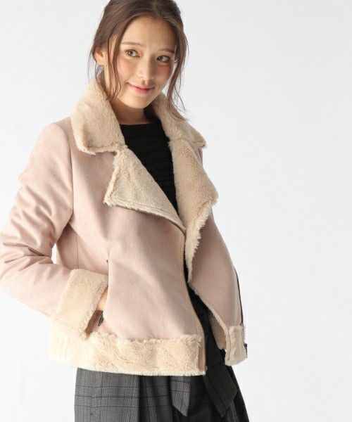 冬本番まで大活躍 定番人気のムートンコートの着こなし方 ローリエプレス