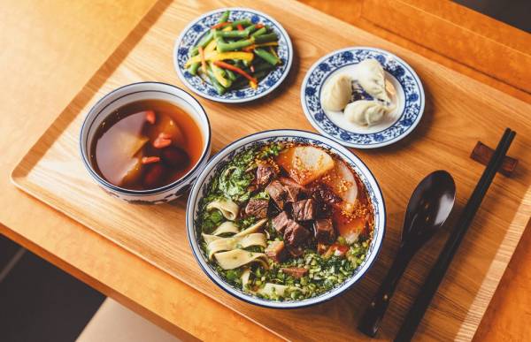 麺 蘭州 牛肉 新大久保に蘭州牛肉麺『耶曼牛肉麺』がオープンしてた!