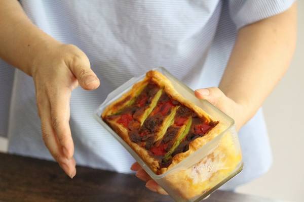 暮らしの中の小さな いいもの Cera Bake 焦げ付かないオーブン皿 Pr E レシピ 料理のプロが作る簡単レシピ 1 2ページ