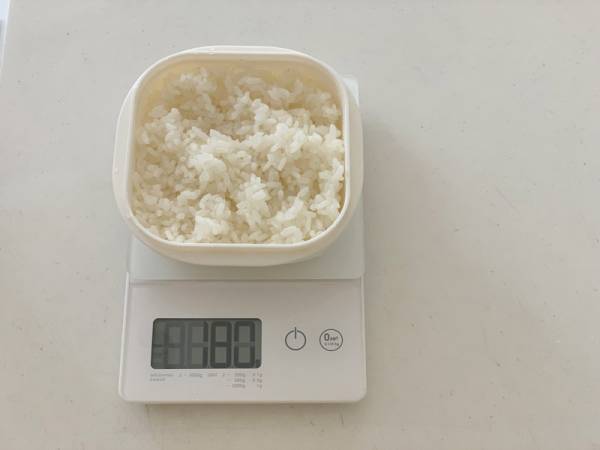 お寝坊の朝のお弁当づくりに 他とはひと味違う マーナの 冷凍ごはん容器 Pr E レシピ 料理のプロが作る簡単レシピ 3 4ページ