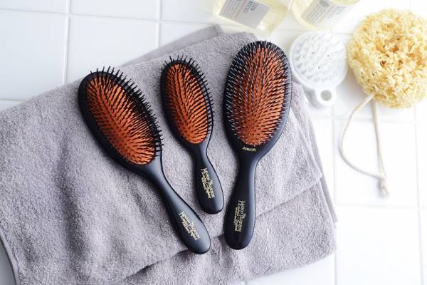 新品♡ ヘアブラシ界のロールスロイス 正規品 40代の傷んだ髪質に変化あり！ブラシ界のロールスロイス「メイソン
