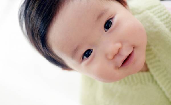 どうして赤ちゃんは目やにが多い その理由は 3児ママ小児科医の育児 19年12月26日 ウーマンエキサイト 1 2