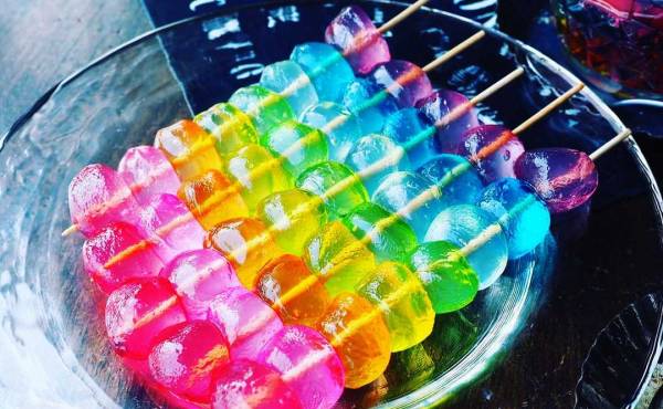 超簡単 夏の映えスイーツ 100均アイテムで作れる レインボーわらび餅 2020年7月23日 ウーマンエキサイト 1 2