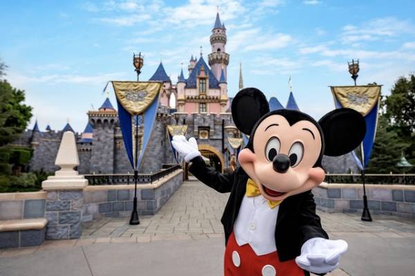 海外ディズニー】本家アナハイムが営業再開！65周年の開園記念日に