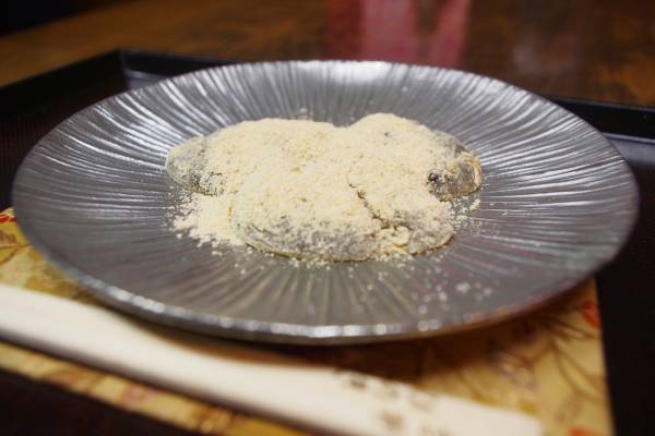 チーズ オリーブオイルのコラボが最高 蕎麦屋哲心の 醍醐 を食べてみて 宮崎ごはん ２ E レシピ 料理のプロが作る簡単レシピ 2 4ページ