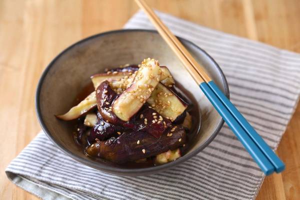 箸が止まらない 混ぜるだけの超簡単 サンマヨ丼 の作り方 E レシピ 料理のプロが作る簡単レシピ 1 2ページ