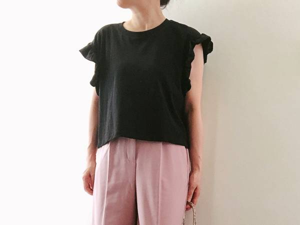 みき様❤️ZARA 激かわ バイカラーフリルシャツ大人かわいいおすすめ