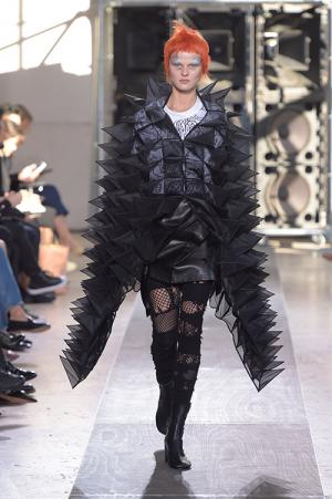 【極美品】AD2004 ジュンヤワタナベコムデギャルソン ポンチョ ランウェイ コレクション：2004 S/S COMME des GARCONS JUNYA WATANABE MAN