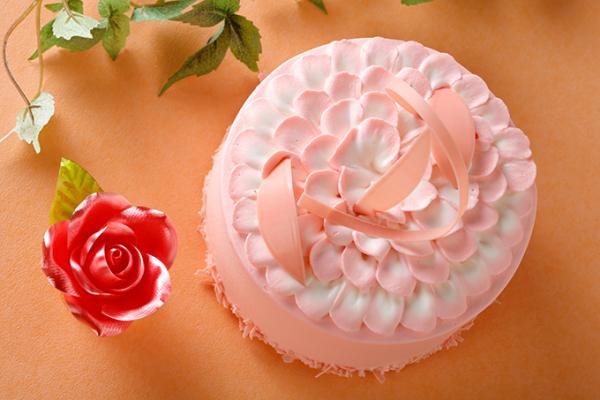 シェラトン都ホテル大阪の 母の日 花をイメージした限定ケーキを発売 バラの飴細工付き E レシピ 料理のプロが作る簡単レシピ 1 1ページ