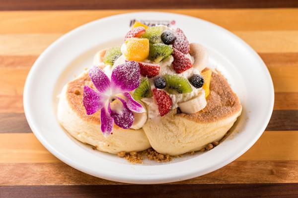 極上のふわふわパンケーキ ハワイアンカフェ レストラン メレンゲ が横浜みなとみらいにオープン E レシピ 料理のプロが作る簡単レシピ 1 2ページ