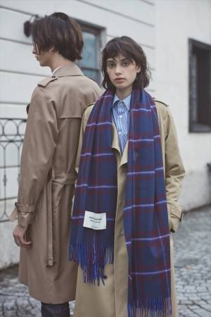 期間限定値下げ ジョンストンズ カシミヤ ストール ビューティフルピープル 別注 ビューティフルピープル×ジョンストンズのカシミヤストール、パンク