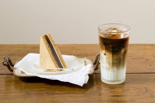 大正ロマン香る限定カフェ ネスカフェ ミルクホール 原宿に 贅沢カフェラテや幻スイーツ シベリア E レシピ 料理のプロが作る簡単レシピ 1 2ページ