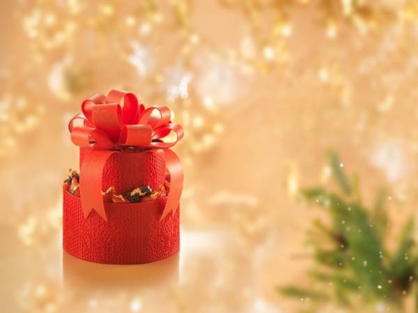 リーガロイヤルホテル 大阪 のクリスマス 真っ赤な プレゼントボックス 型ケーキなど E レシピ 料理のプロが作る簡単レシピ 1 2ページ