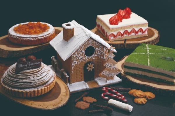 グランド ハイアット 福岡のクリスマスケーキ あまおうショートケーキや和栗モンブランがセットに E レシピ 料理のプロが作る簡単レシピ 1 2ページ