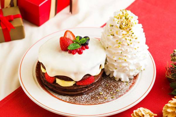 エッグスンシングス クリスマスショコラショートパンケーキ 雪のように白い ミルククリームをたっぷり E レシピ 料理のプロが作る簡単レシピ 1 1ページ