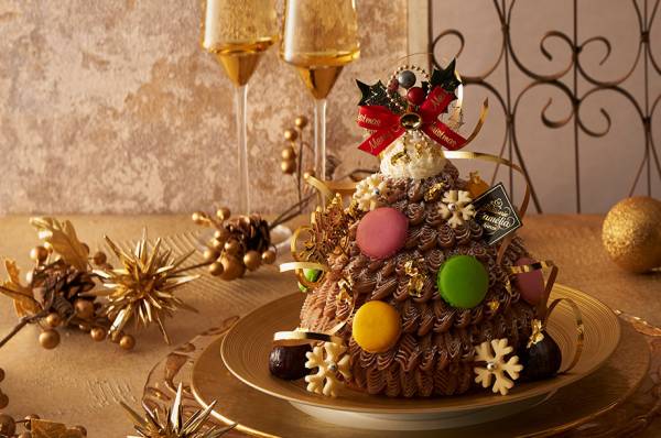 銀座三越のクリスマスケーキ クリスマスツリーモチーフのモンブランや白イチゴのケーキ E レシピ 料理のプロが作る簡単レシピ 1 2ページ