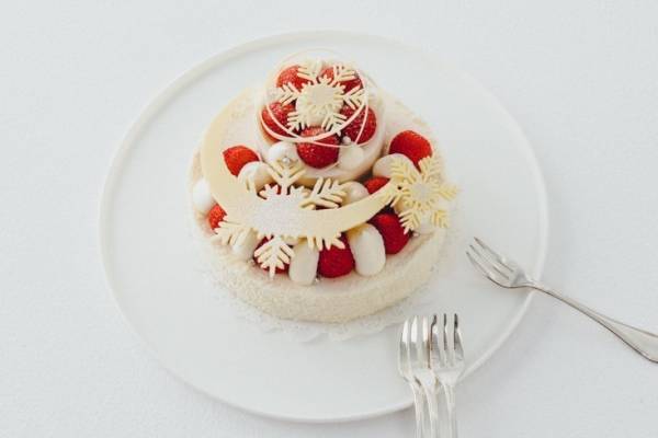 ギンザ シックスのクリスマス ルビーチョコの 赤い花 咲くショートケーキなど E レシピ 料理のプロが作る簡単レシピ 1 2ページ