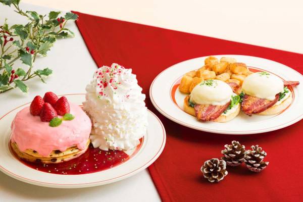 エッグスンシングスのクリスマス限定メニュー 濃厚 いちごチョコクリームのパンケーキなど E レシピ 料理のプロが作る簡単レシピ 1 1ページ