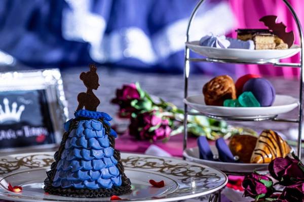 ヴィランズ がテーマ ダークプリンセスアフタヌーンティー 大阪で バンパイアのオペラやドレスケーキ E レシピ 料理のプロが作る簡単レシピ 1 2ページ