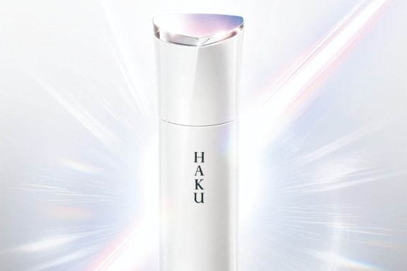HAKU「メラノフォーカス」シリーズが進化、“透明感のある肌”へ導く新薬用美白美容液｜ウーマンエキサイト(1⁄2)