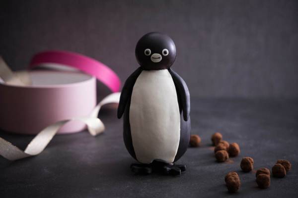 Suicaのペンギン 自立型 バレンタインチョコレート ケーキ 池袋ホテルメトロポリタンから E レシピ 料理のプロが作る簡単レシピ 1 2ページ