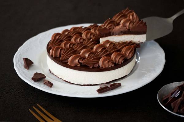 チーズケーキ専門店 フォルマ 3種のベリー チーズチョコレートムースの限定レアチーズケーキ E レシピ 料理のプロが作る簡単レシピ 1 1ページ