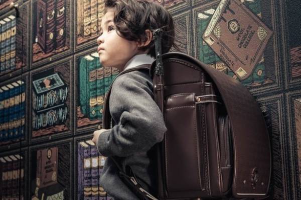 カブ ハリー・ポッター×Q-pot.の“チョコレート”ランドセル、ホグワーツの