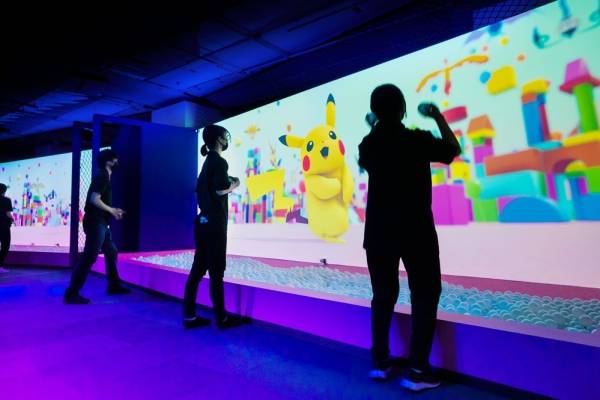 ポケモン カラーズ 東京 大阪 名古屋 福岡で 湖や森でポケモンをゲット 色と楽しむ体感型企画展 21年6月27日 ウーマンエキサイト 5 6