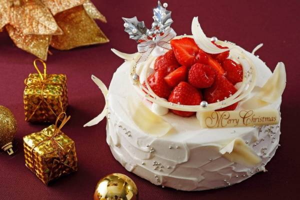 ウェスティン都ホテル京都21年クリスマスケーキ ホワイトクリスマス イメージの苺ショートケーキ E レシピ 料理のプロが作る簡単レシピ 1 2ページ