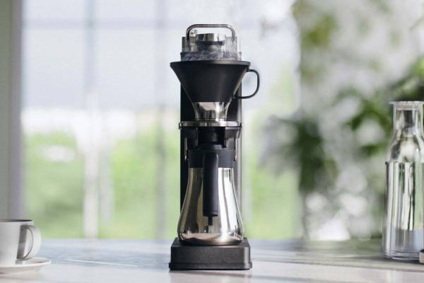 スターバックス リザーブ×バルミューダのコーヒーメーカー、特別な注湯