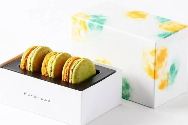 Made in ピエール・エルメ”黄金の梅”の限定マカロンセット、ブランド初