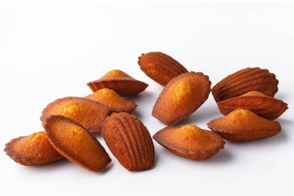 ピエール エルメ ルミネ大宮 焼きたてフィナンシェ 焙煎コーヒーのロースタリーカフェ E レシピ 料理のプロが作る簡単レシピ 1 1ページ ピエール エルメ ルミネ大宮 焼きたてフィナンシェ 焙煎コーヒーのロースタリーカフェ E レシピ 料理のプロが作る簡単レシピ 1 1ページ