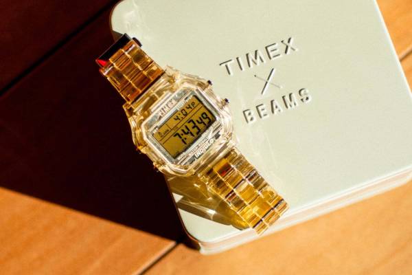 TIMEX タイメックス✕BEAMS角デジクリアイエロー タイメックス×ビームス ボーイの腕時計、ヴィンテージ風クリア