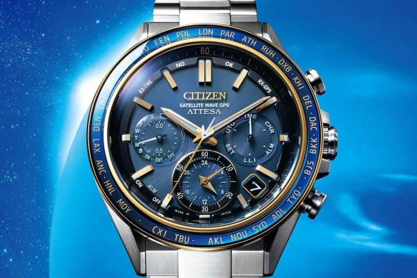 シチズン アテッサ、海王星テーマの新作腕時計「パワー・オブ 