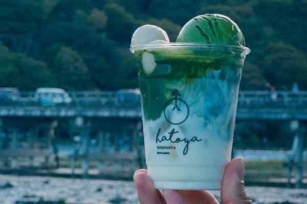 八十八良葉舎」初の旗艦店が京都・嵐山に、自分で抹茶を点てる限定